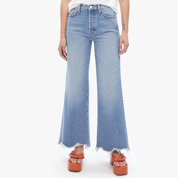 MOTHER Denim - MOTHER Denim Tomcat Roller Chew Hem Jeans in Look Before You Leap Wide Leg Sz 30